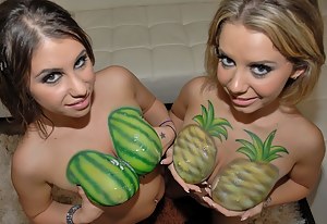 Big Boobs Body Paint Porn Pictures